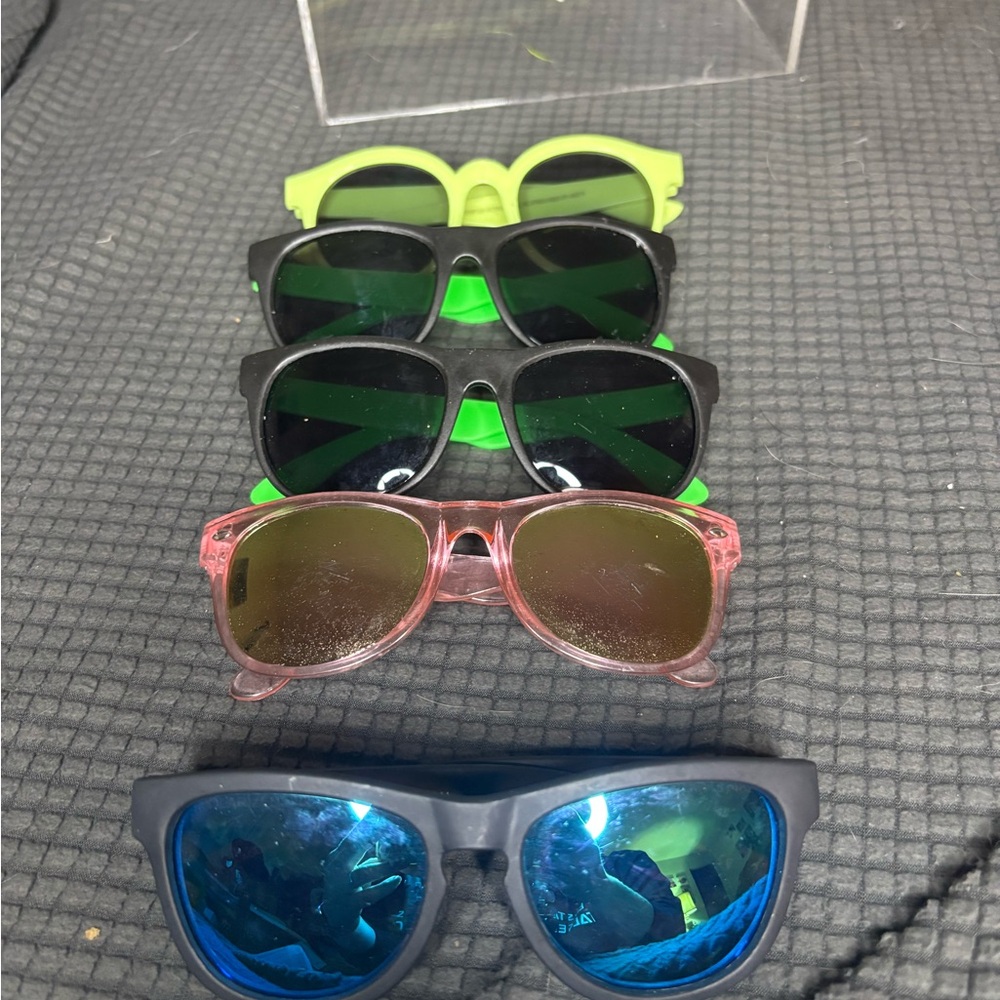 Stylish Kids Sunglasses Set of 5 Including MiniShades Polarized Glasses